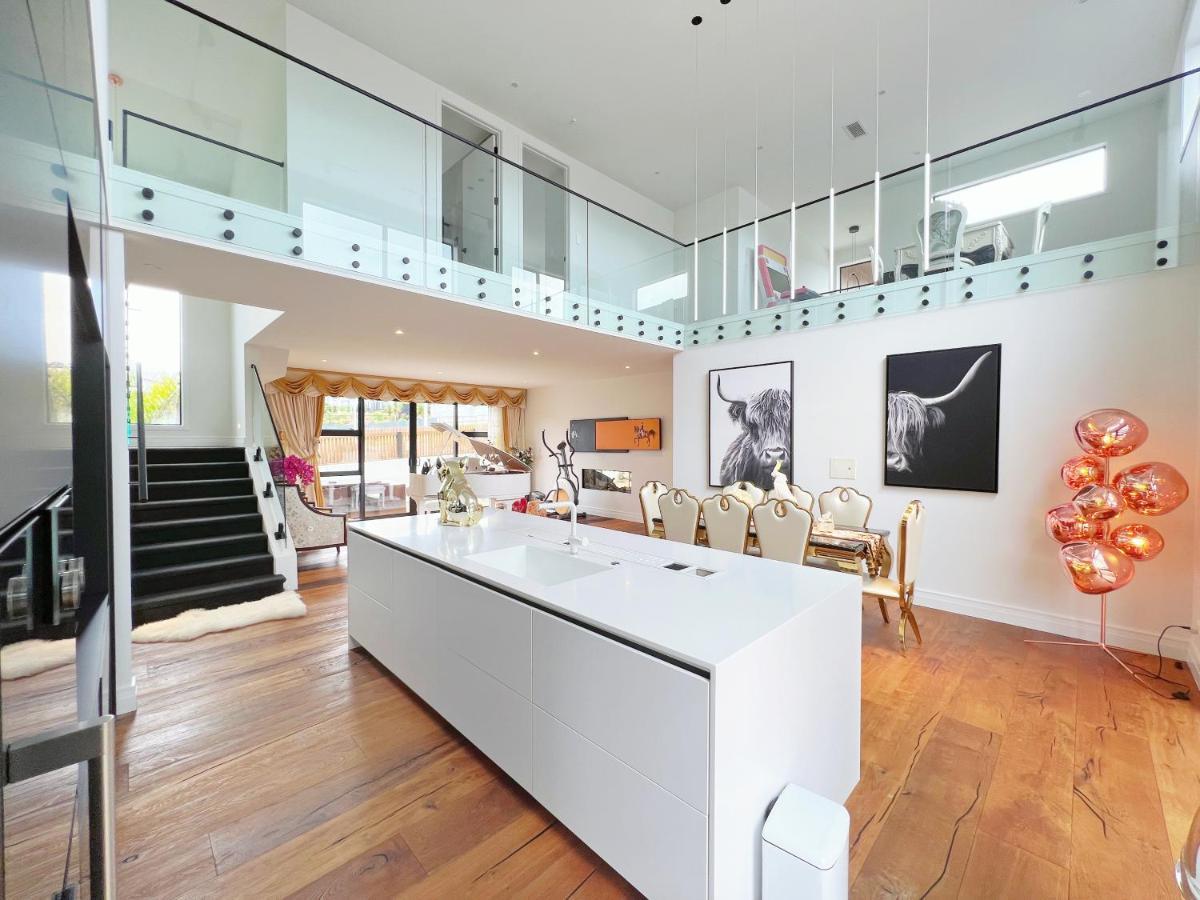 Elegant Beach House In Long Bay Villa Auckland Dış mekan fotoğraf